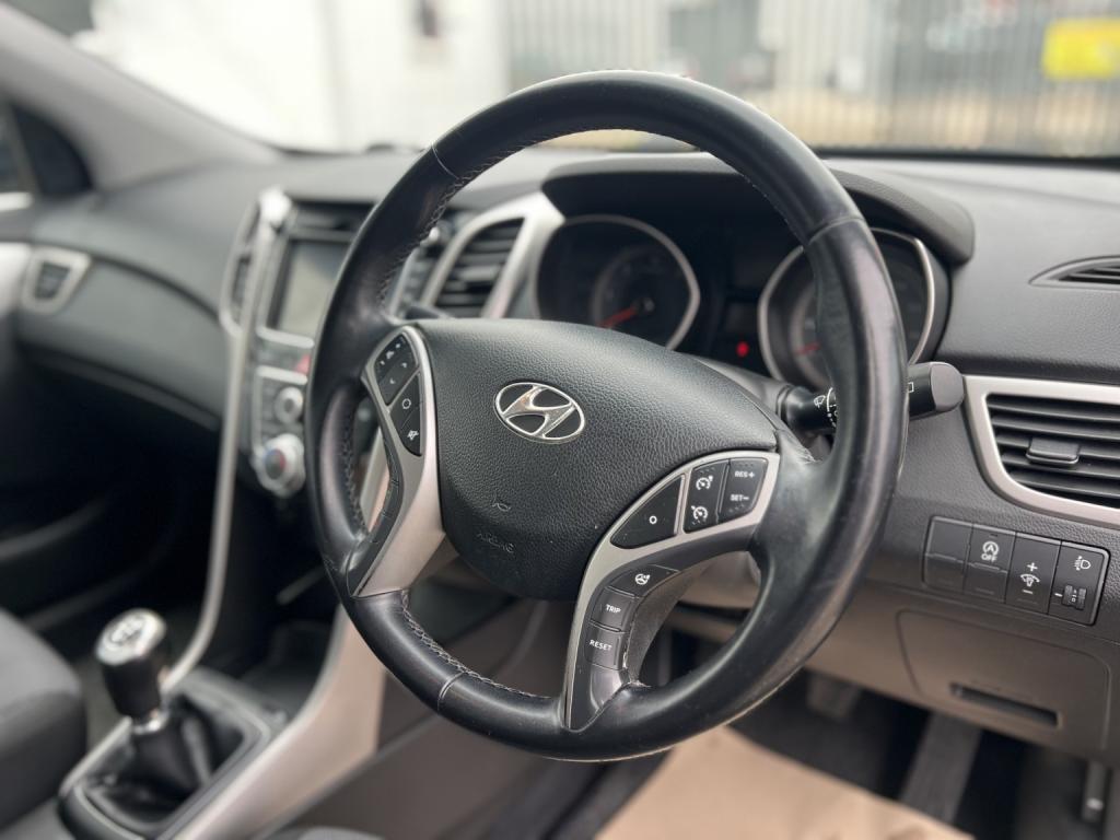 HYUNDAI I30 1.6 CRDi Blue Drive SE Nav 2016