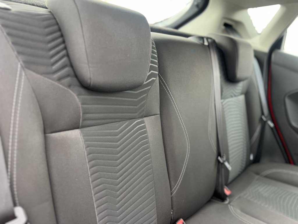 FORD FIESTA 1.3 Zetec 2015