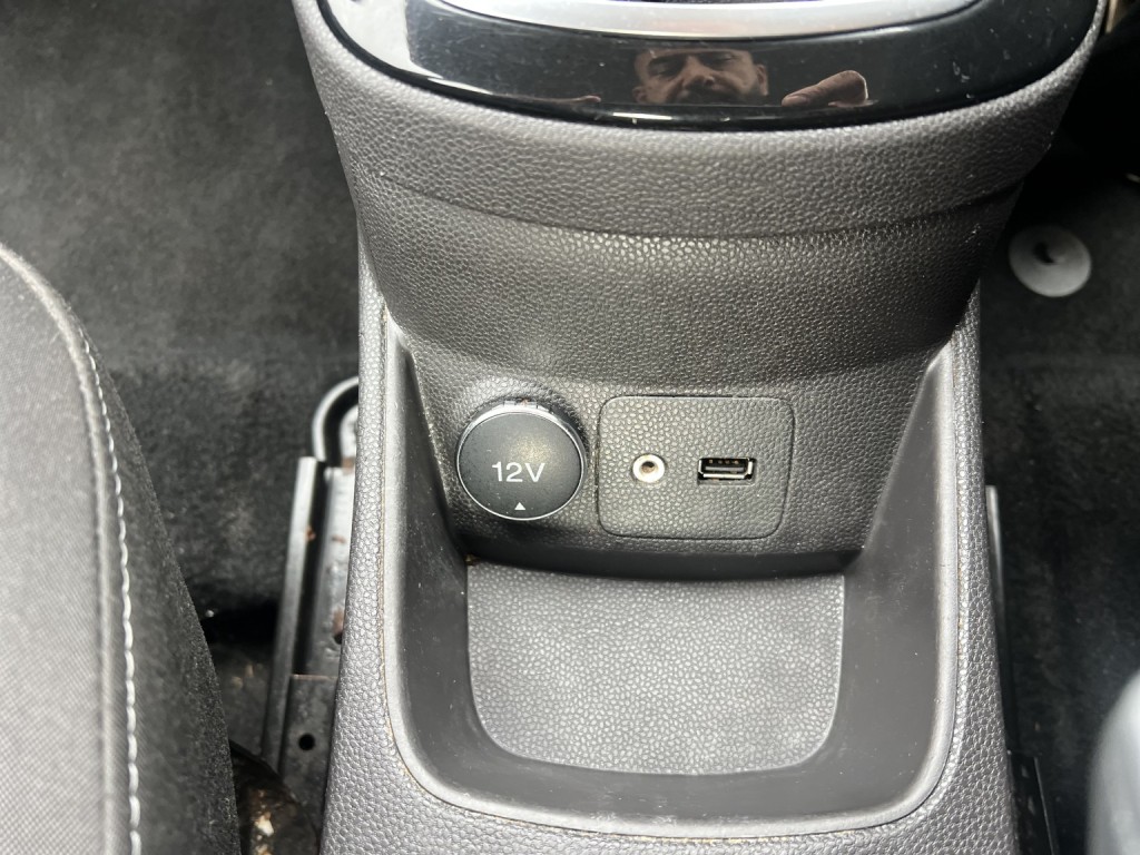 FORD FIESTA 1.3 Zetec 2015