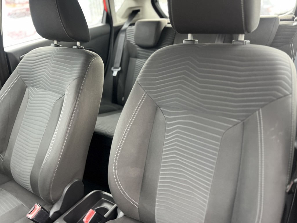 FORD FIESTA 1.3 Zetec 2015