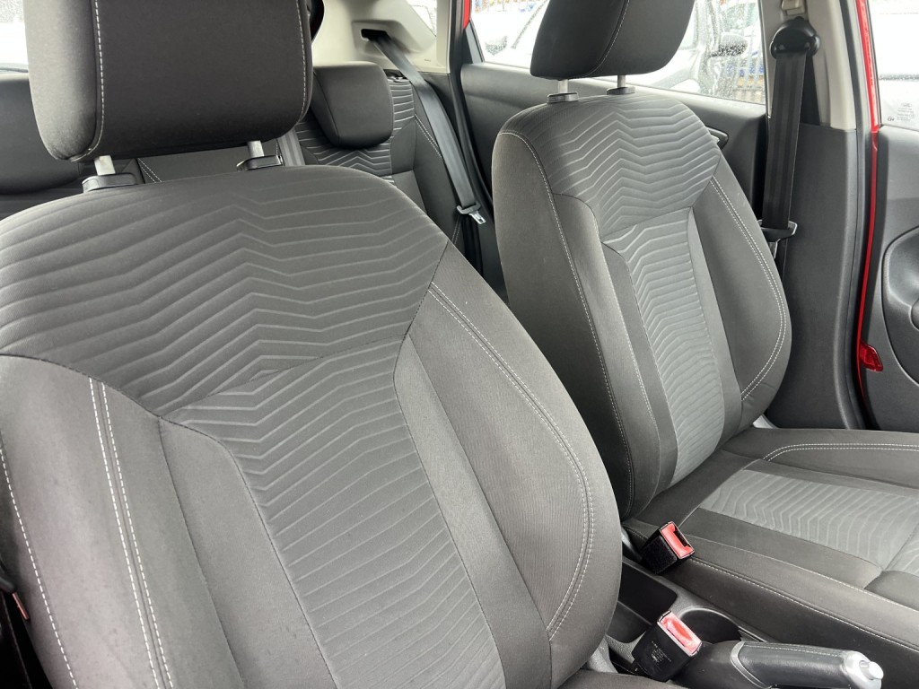 FORD FIESTA 1.3 Zetec 2015