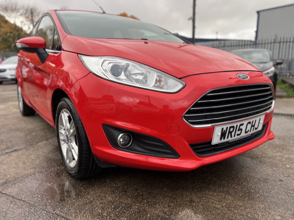 FORD FIESTA 1.3 Zetec 2015