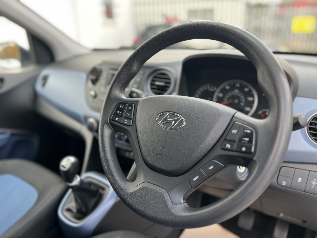 HYUNDAI I10 1.0 SE 2016