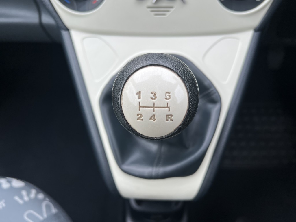 FORD KA 1.2 Studio 2014