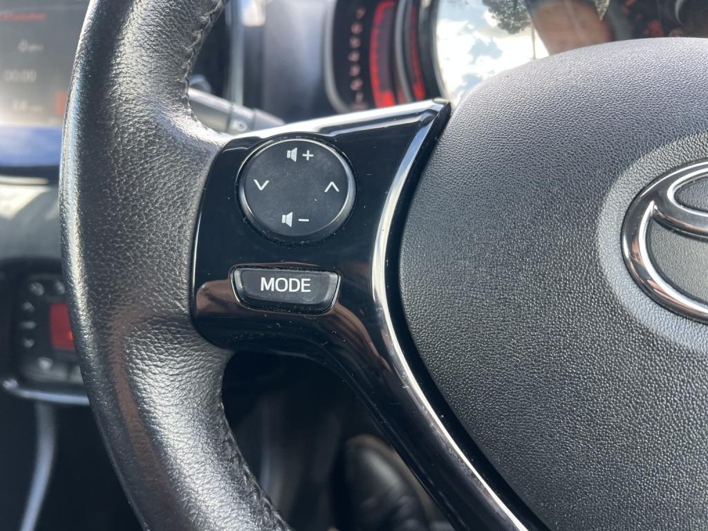 TOYOTA AYGO 1.0 VVT-i x-clusiv 2 2016