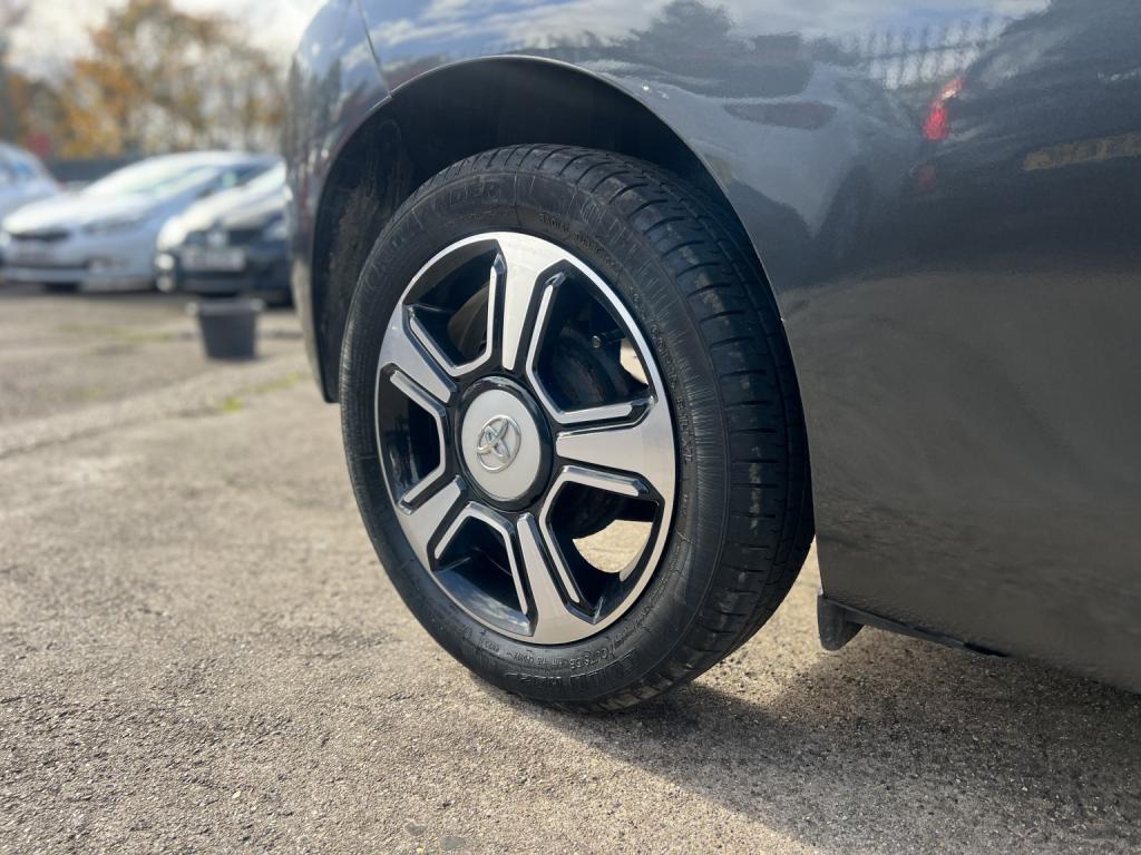 TOYOTA AYGO 1.0 VVT-i x-clusiv 2 2016
