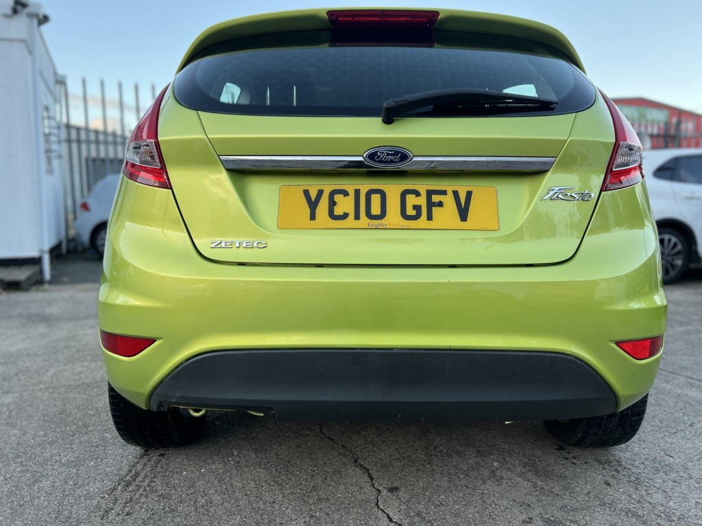 FORD FIESTA 1.4 Zetec 2010