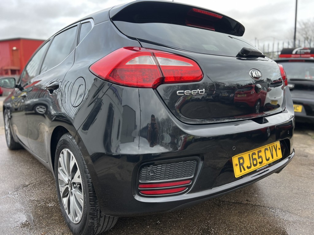 KIA CEED 1.6 CRDi 3 2015