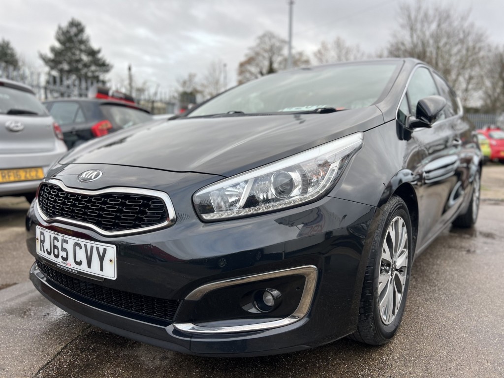 KIA CEED 1.6 CRDi 3 2015