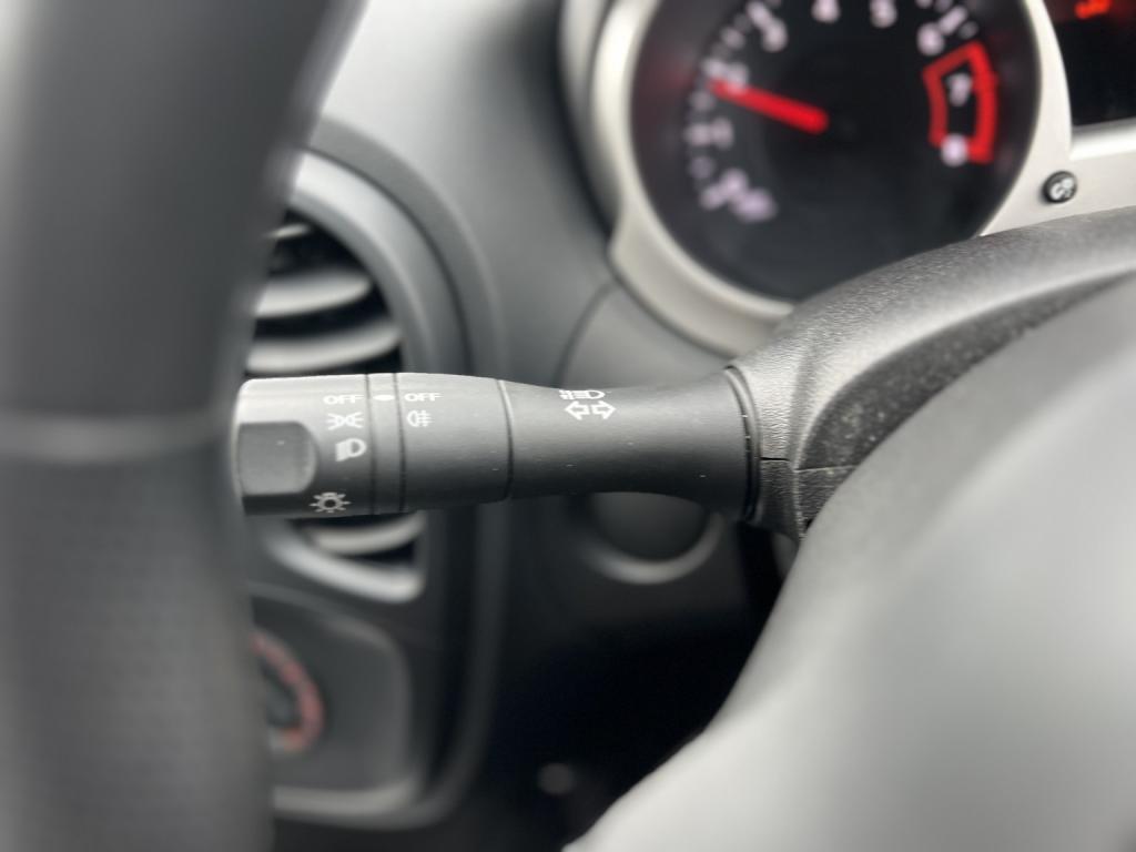 NISSAN JUKE 1.6 Visia 2013