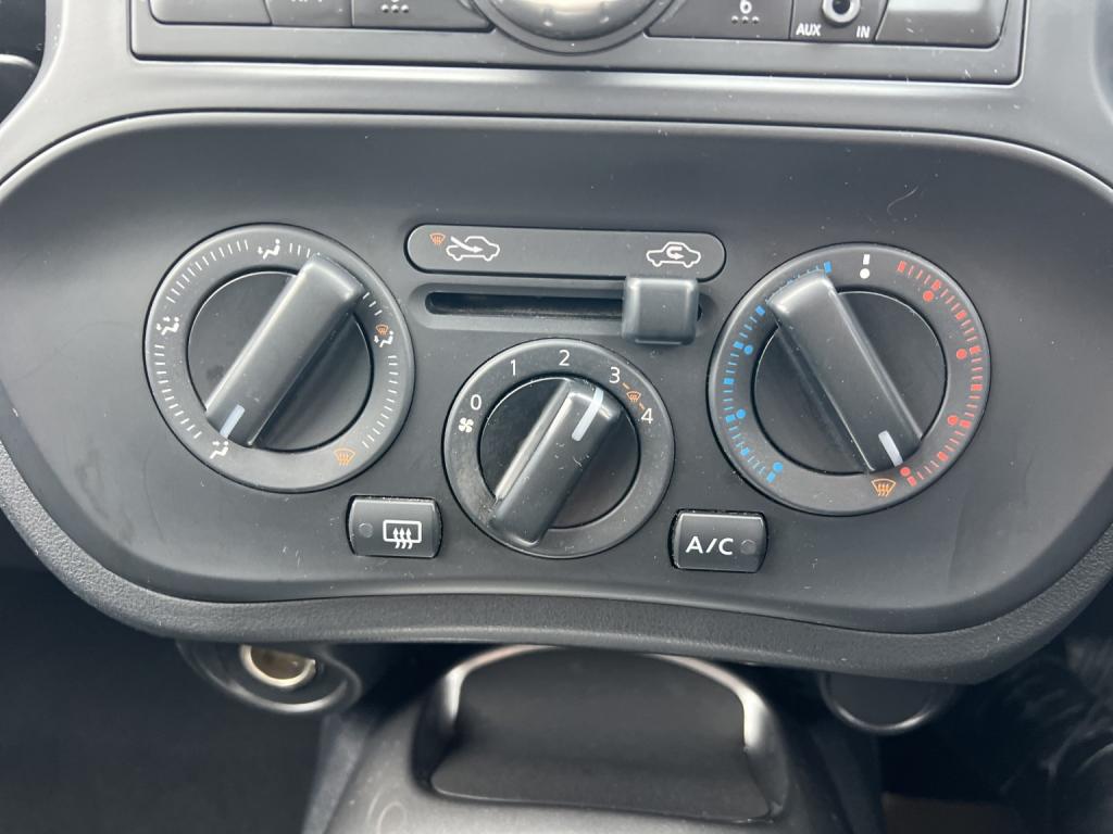 NISSAN JUKE 1.6 Visia 2013