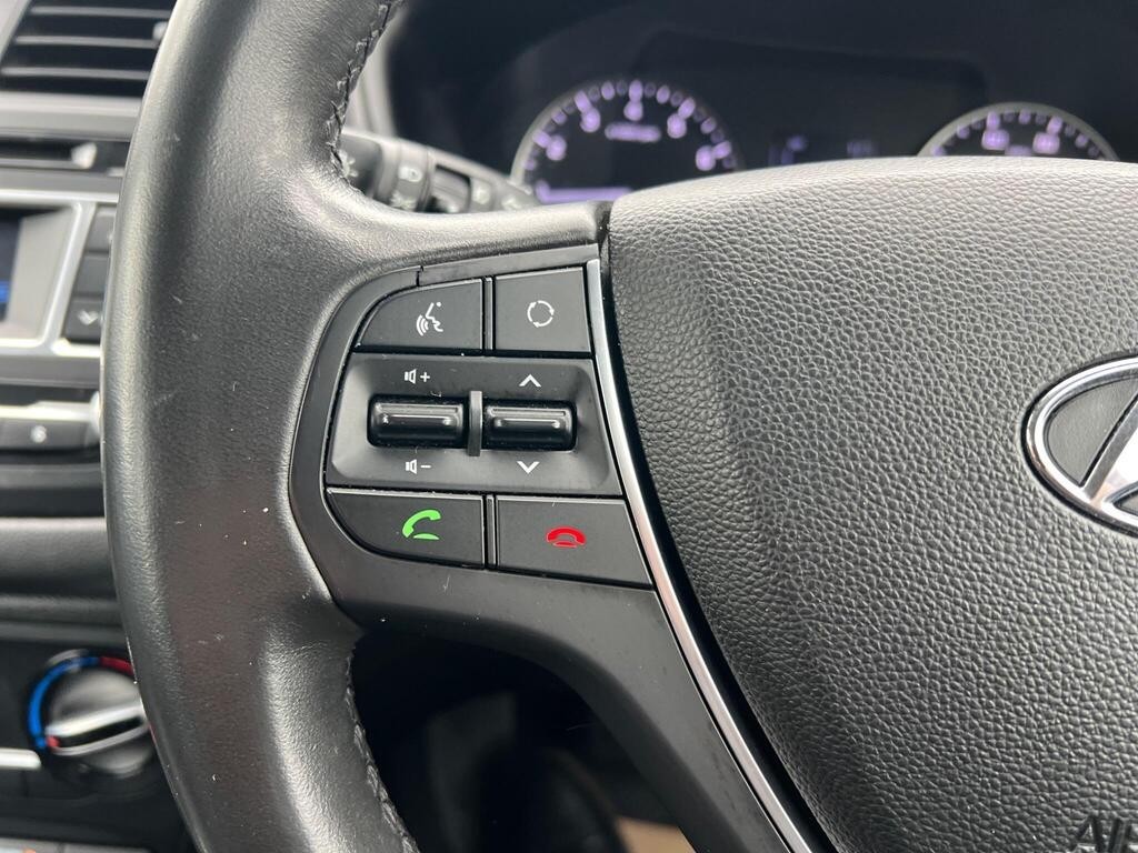 HYUNDAI I20 1.2 SE 2017