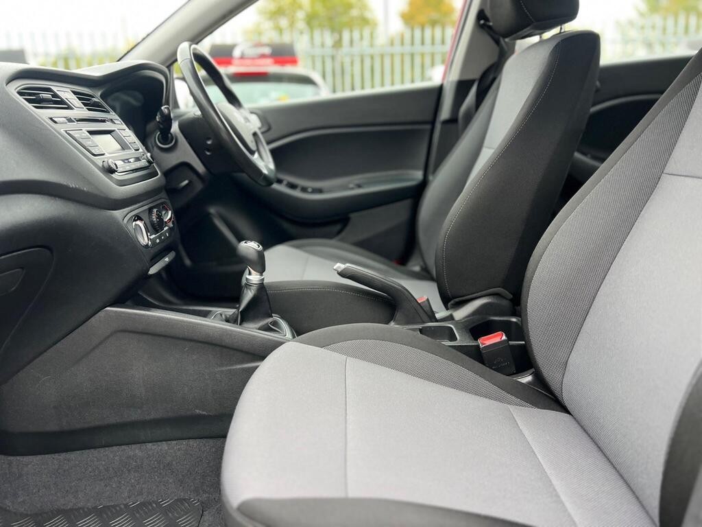 HYUNDAI I20 1.2 SE 2017
