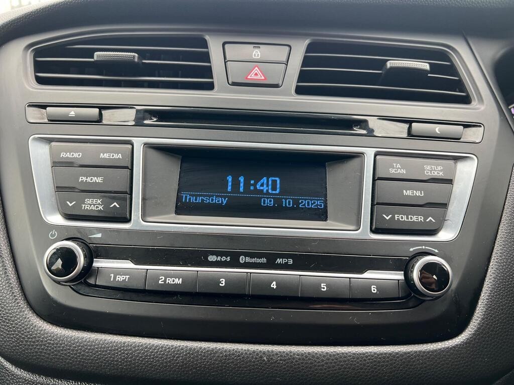 HYUNDAI I20 1.2 SE 2017