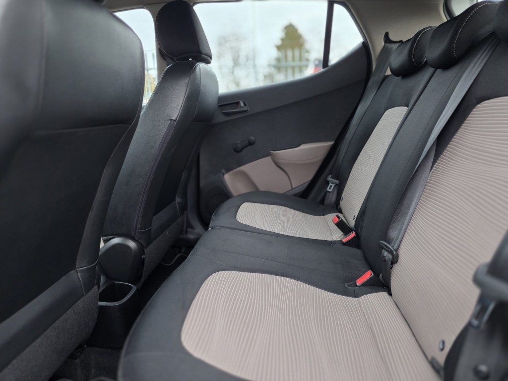 HYUNDAI I10 1.0 S 2015