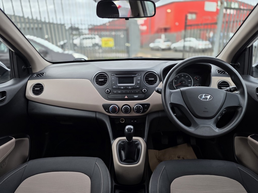 HYUNDAI I10 1.0 S 2015