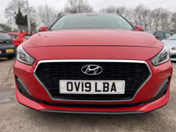 View HYUNDAI I30 1.6 CRDi SE Nav