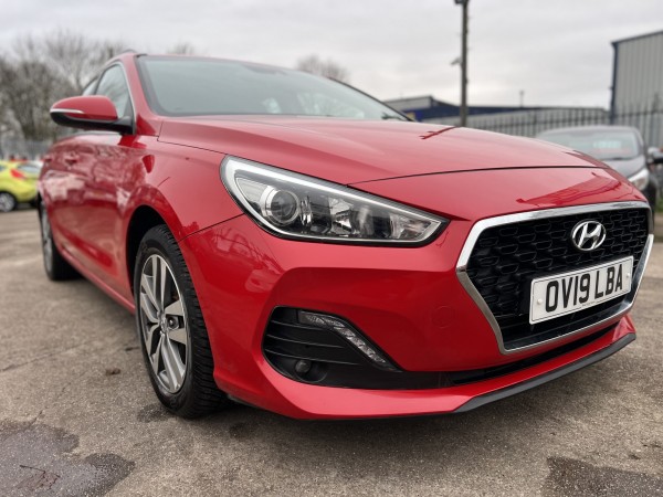 View HYUNDAI I30 1.6 CRDi SE Nav