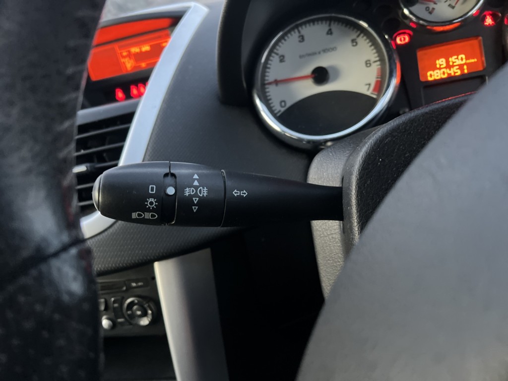 PEUGEOT 207 1.4 Sportium 2011