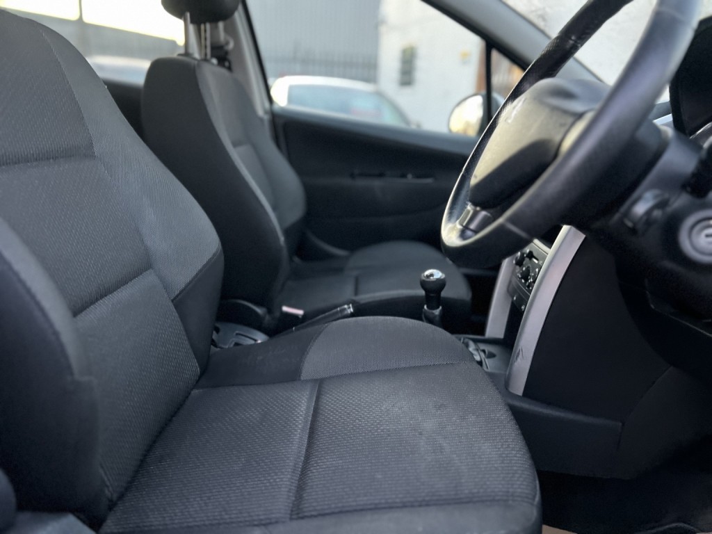 PEUGEOT 207 1.4 Sportium 2011