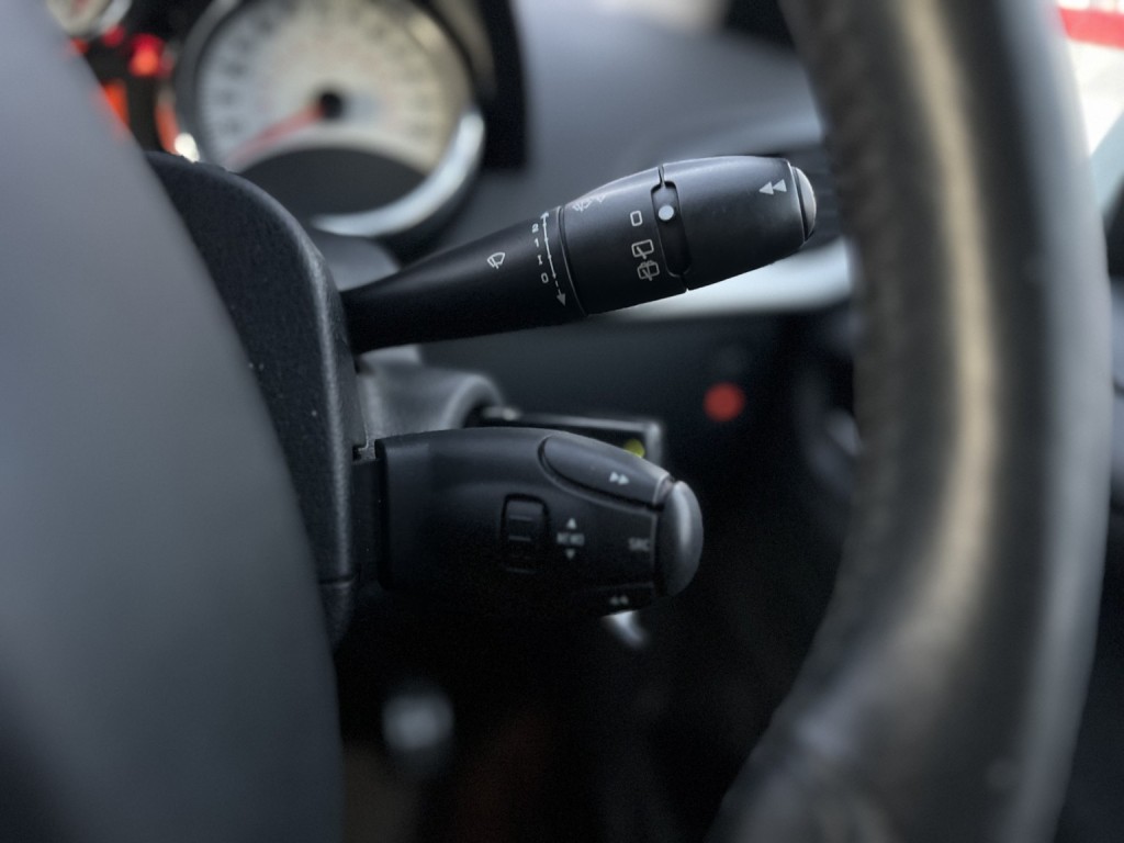 PEUGEOT 207 1.4 Sportium 2011