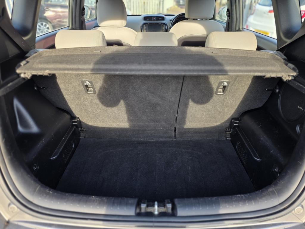 KIA SOUL 1.6 CRDi Connect Plus 2014