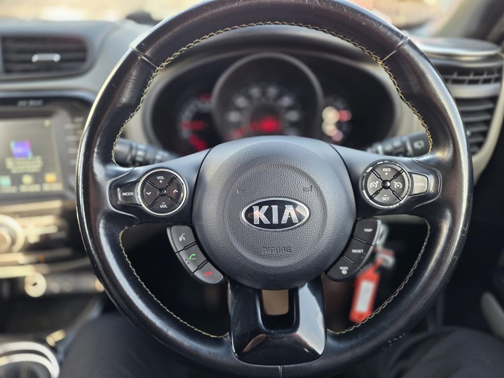KIA SOUL 1.6 CRDi Connect Plus 2014