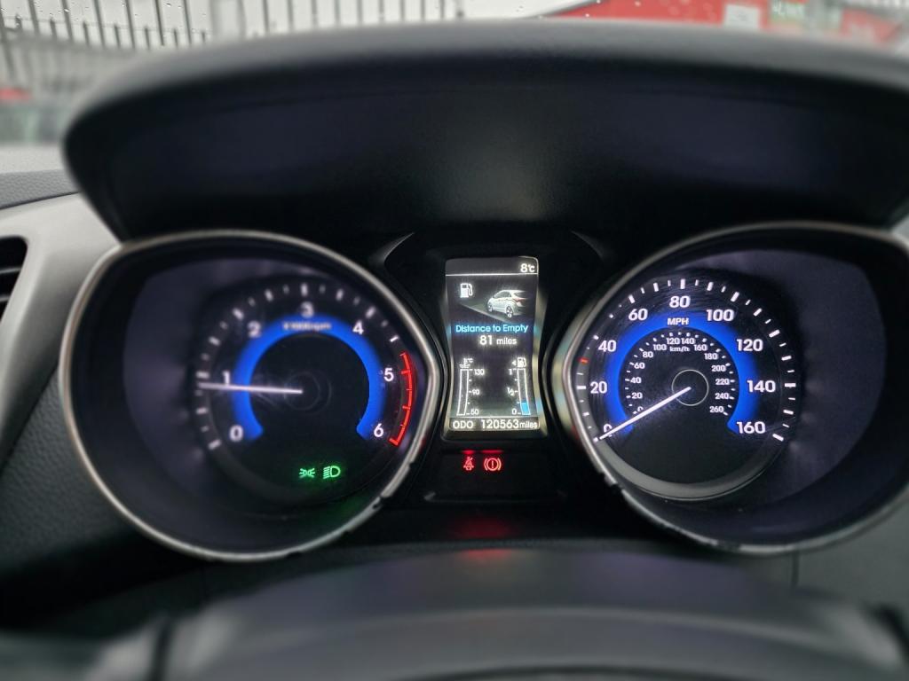 HYUNDAI I30 1.6 CRDi Premium 2014