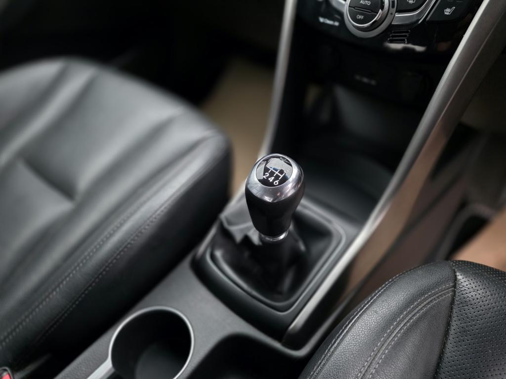 HYUNDAI I30 1.6 CRDi Premium 2014