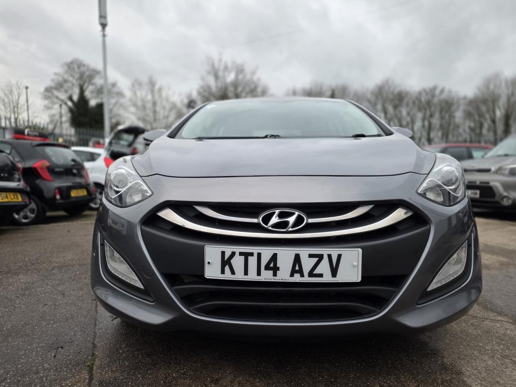 HYUNDAI I30 1.6 CRDi Premium 2014