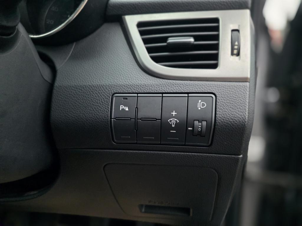 HYUNDAI I30 1.6 CRDi Premium 2014