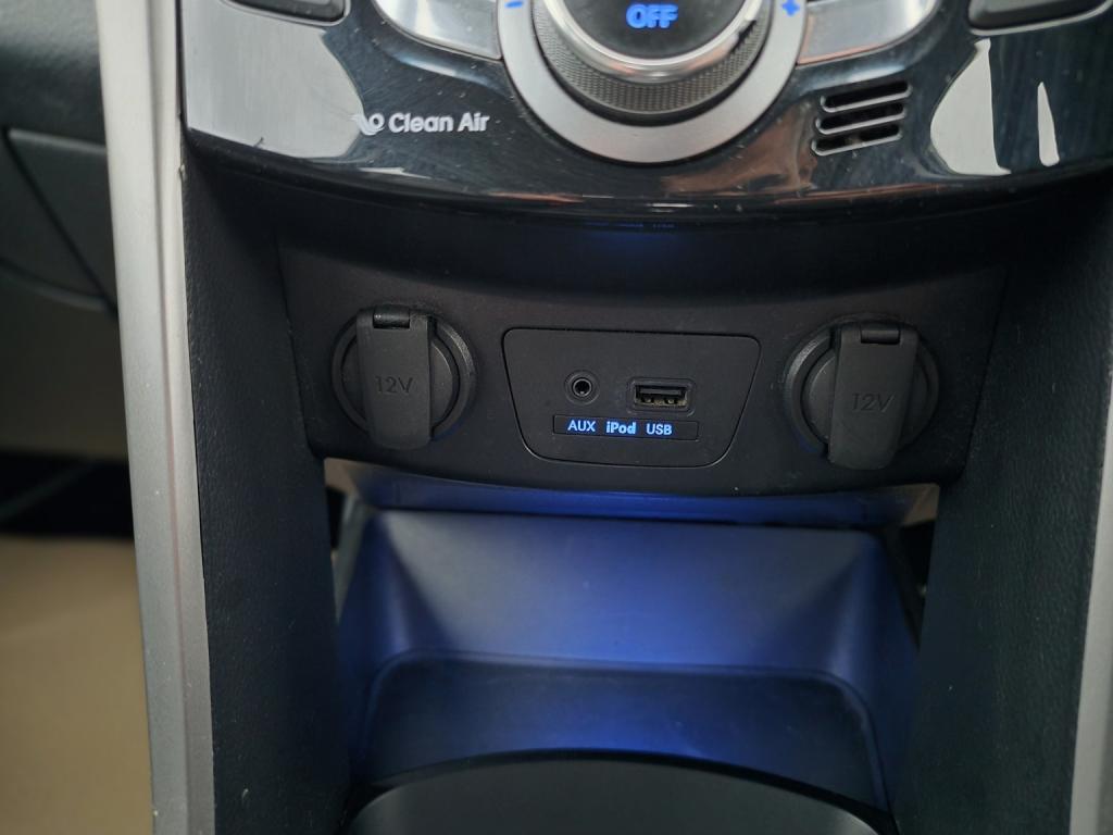 HYUNDAI I30 1.6 CRDi Premium 2014