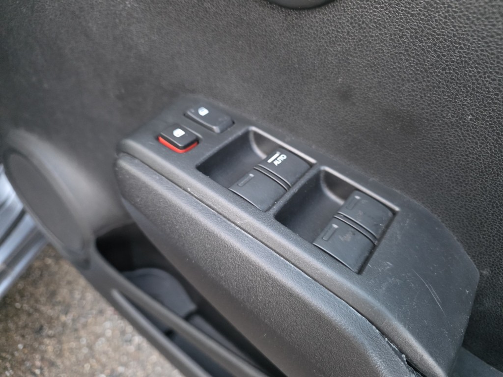 HONDA JAZZ 1.4 i-VTEC EX 2013