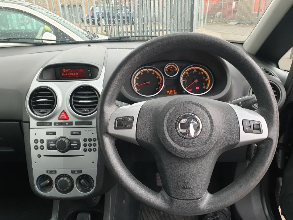 VAUXHALL CORSA DESIGN AC 2015