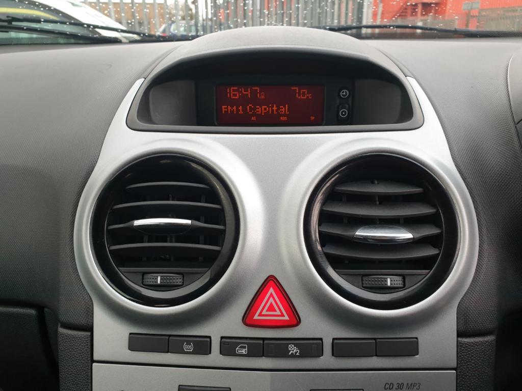 VAUXHALL CORSA DESIGN AC 2015