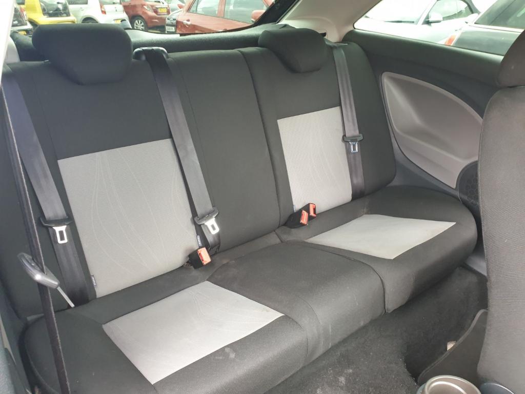 SEAT IBIZA SE 2013