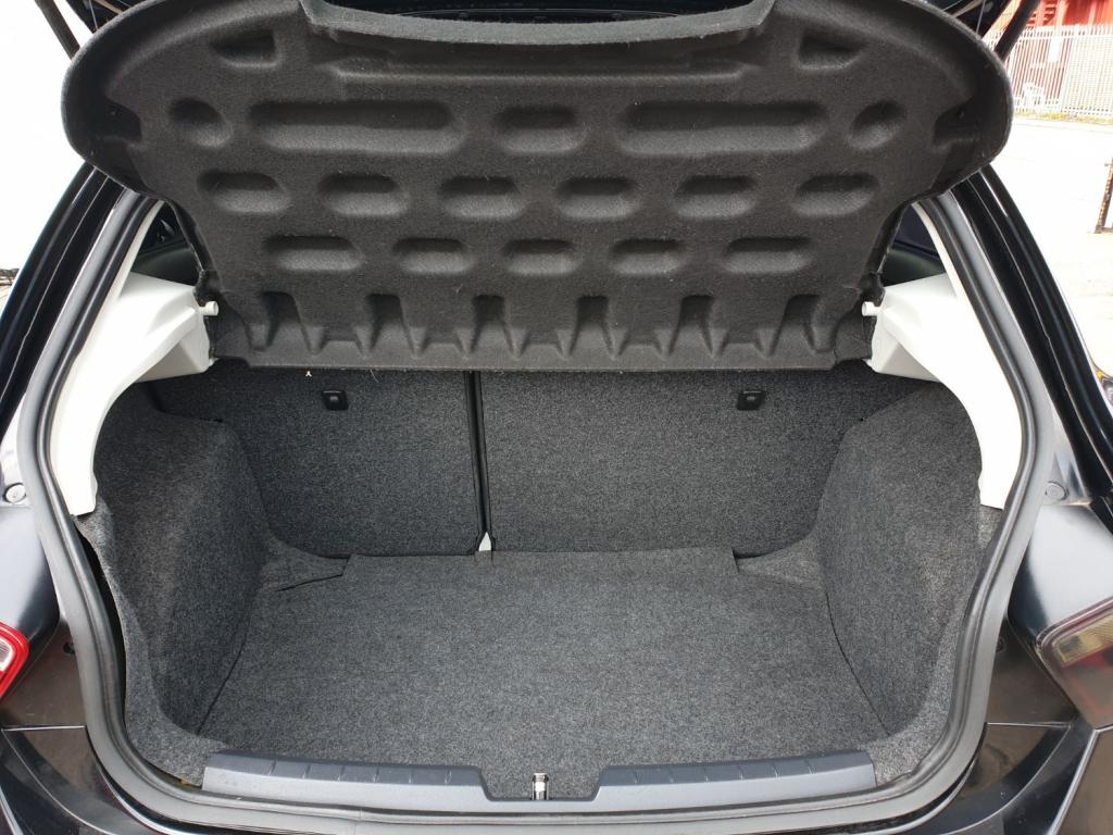 SEAT IBIZA SE 2013