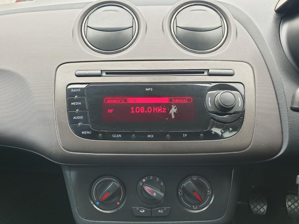 SEAT IBIZA SE 2013