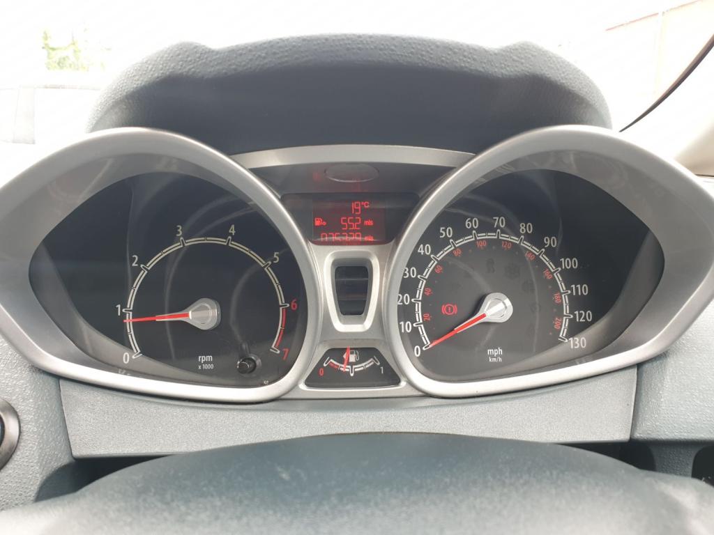 FORD FIESTA TITANIUM 2009