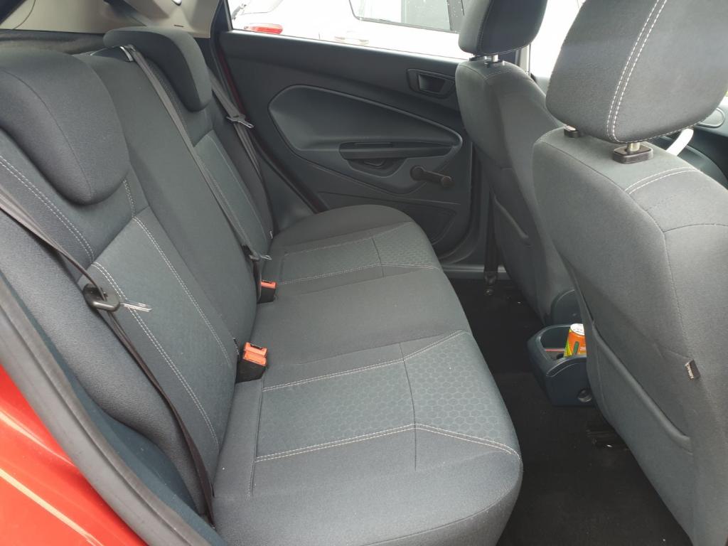 FORD FIESTA TITANIUM 2009