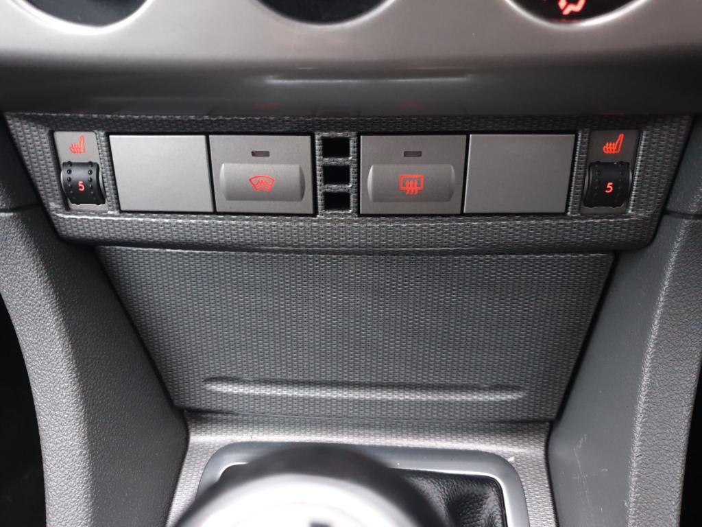 FORD FOCUS TITANIUM 2010