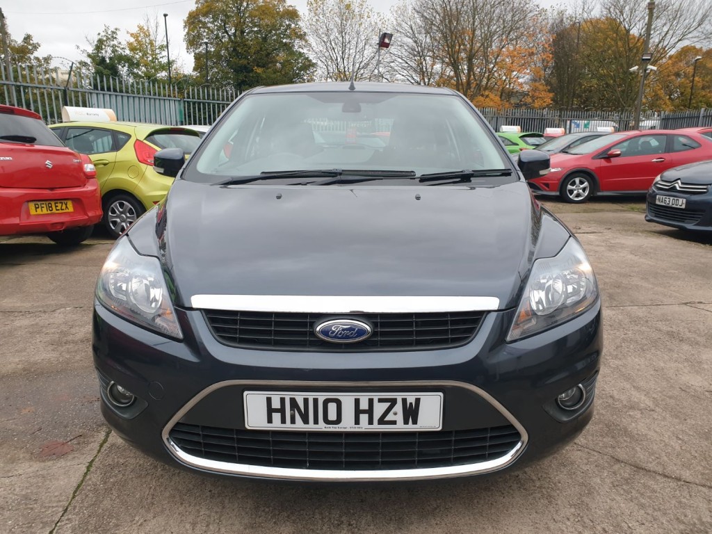 FORD FOCUS TITANIUM 2010