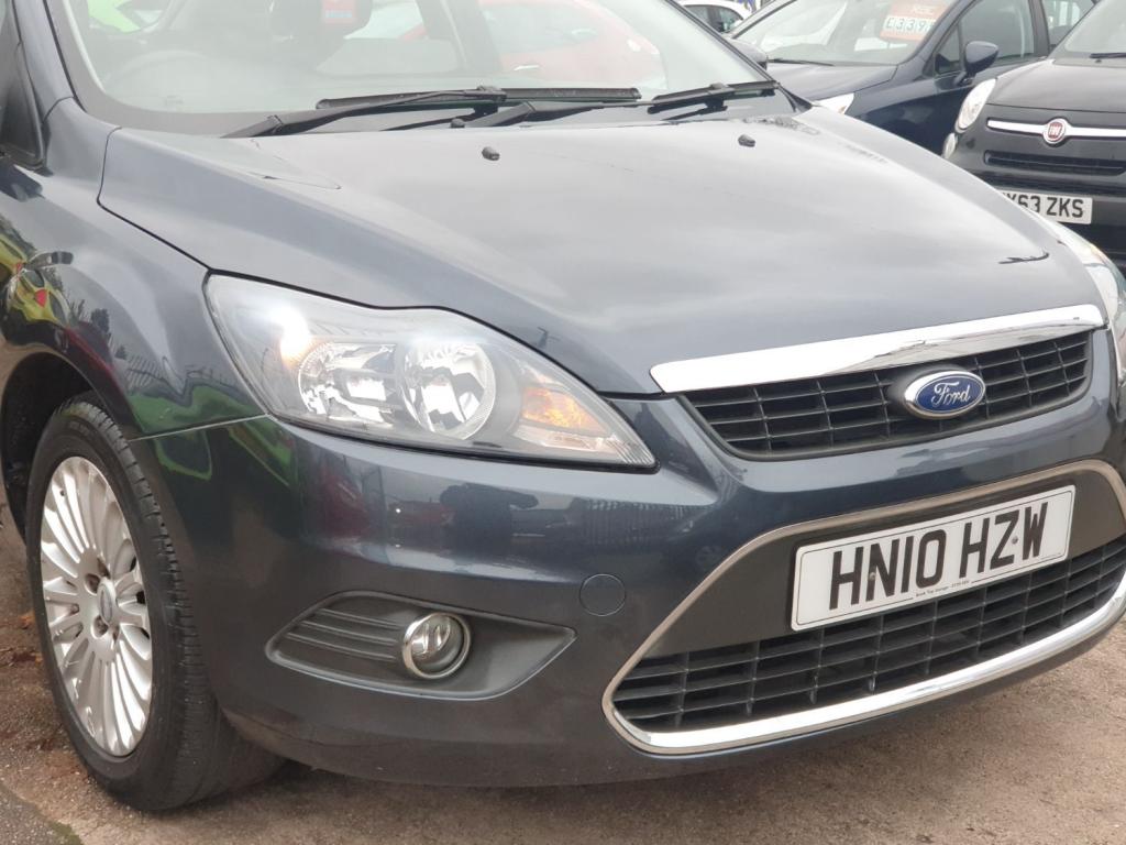 FORD FOCUS TITANIUM 2010