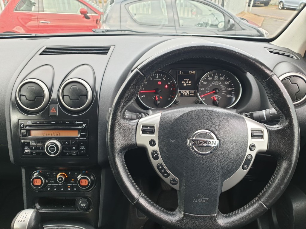 NISSAN QASHQAI ACENTA 2010