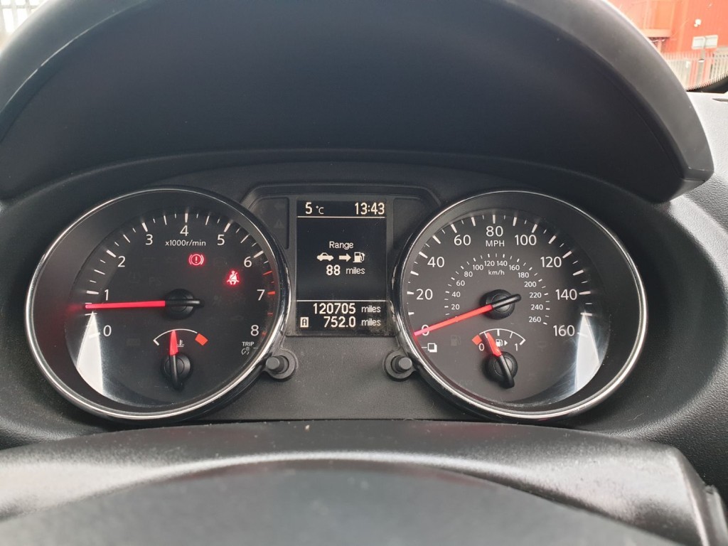 NISSAN QASHQAI ACENTA 2010