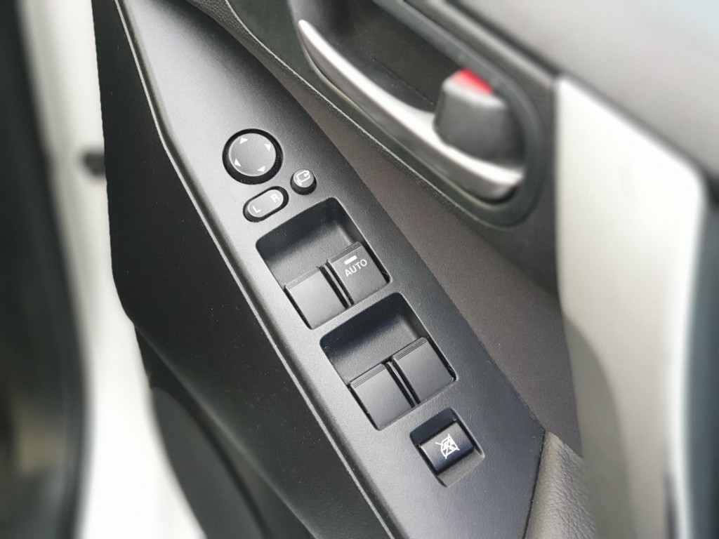 MAZDA MAZDA3 TAKUYA 2011
