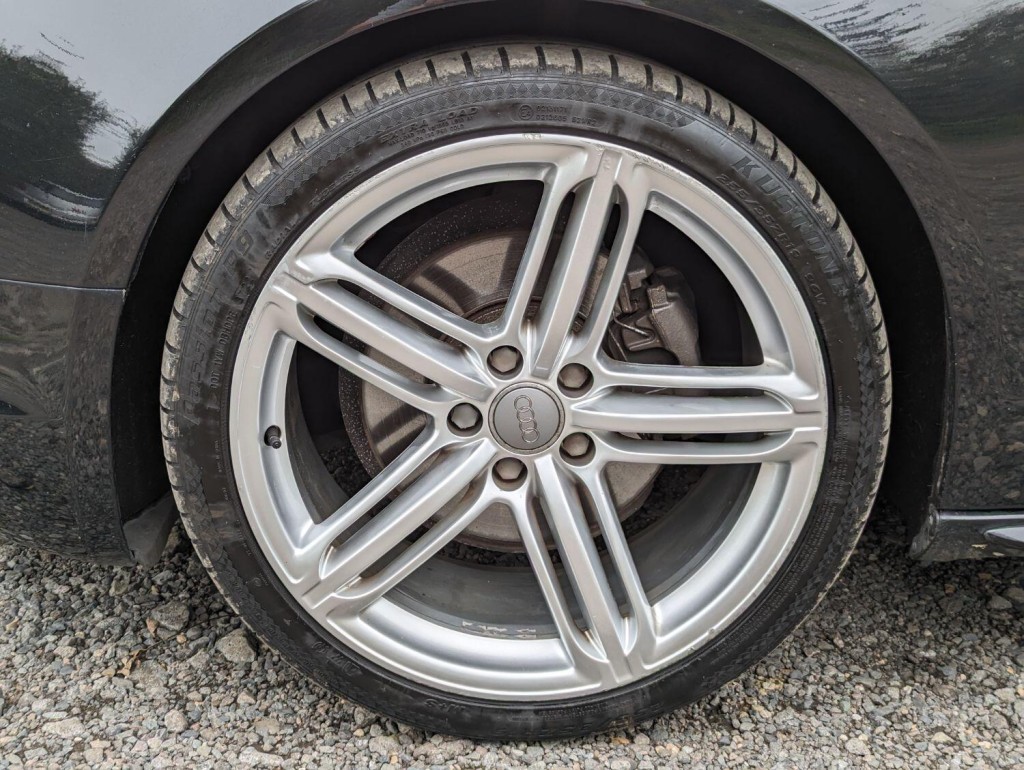 AUDI A5 2.0 TDI S line 2010