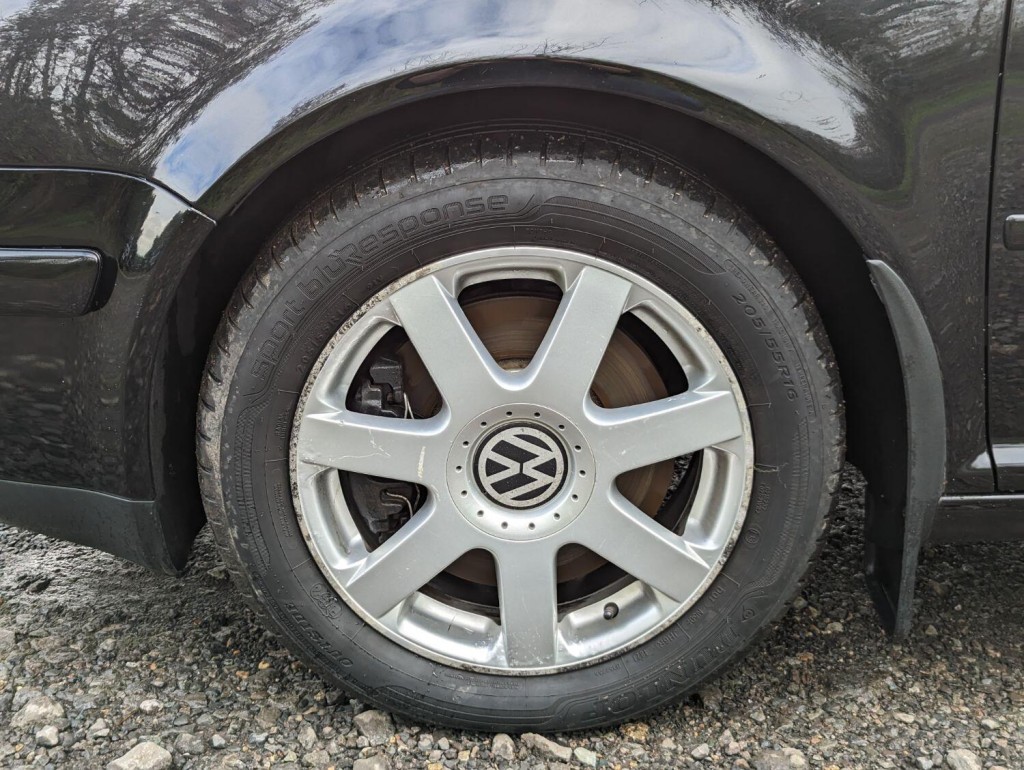 VOLKSWAGEN GOLF 2.8 VR6 4Motion 2001