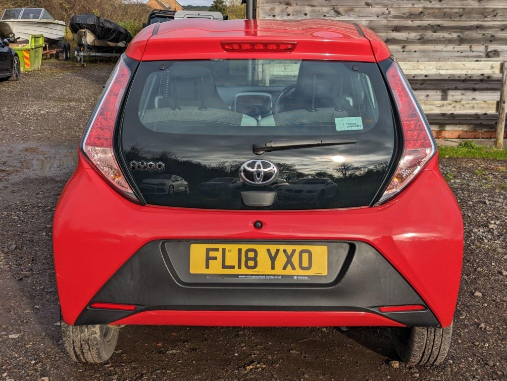 TOYOTA AYGO 1.0 VVT-i x-play  2018