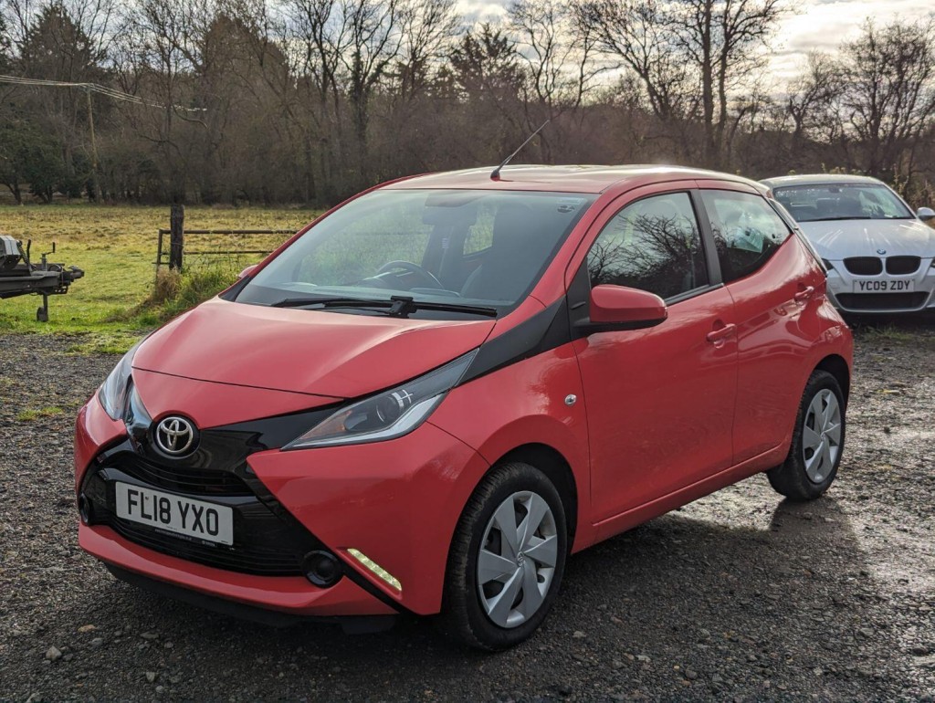 TOYOTA AYGO 1.0 VVT-i x-play  2018